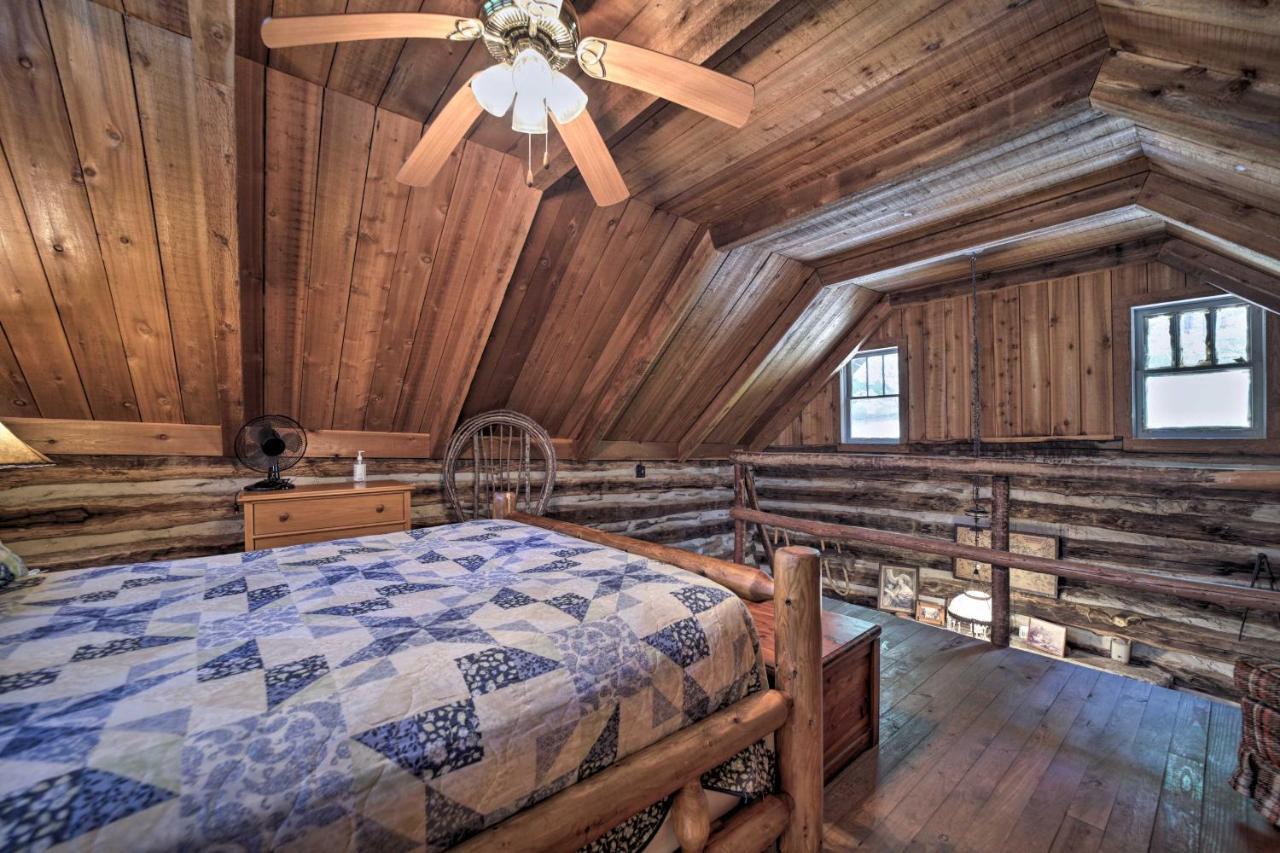 Historic Cabin Grill And Hiking Trail Access! Bryson City Exterior photo