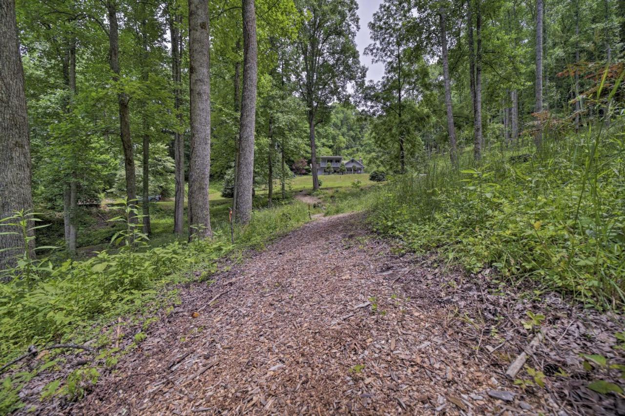 Historic Cabin Grill And Hiking Trail Access! Bryson City Exterior photo