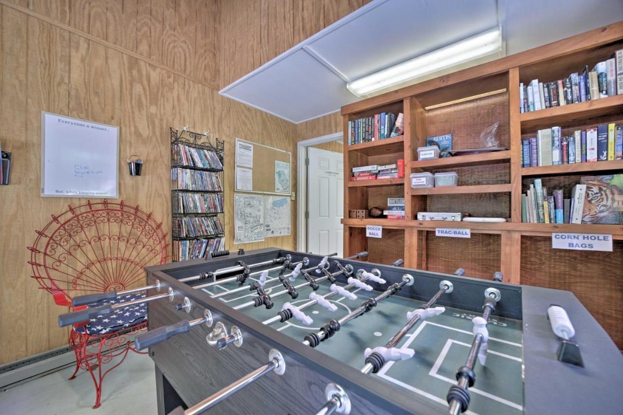 Historic Cabin Grill And Hiking Trail Access! Bryson City Exterior photo